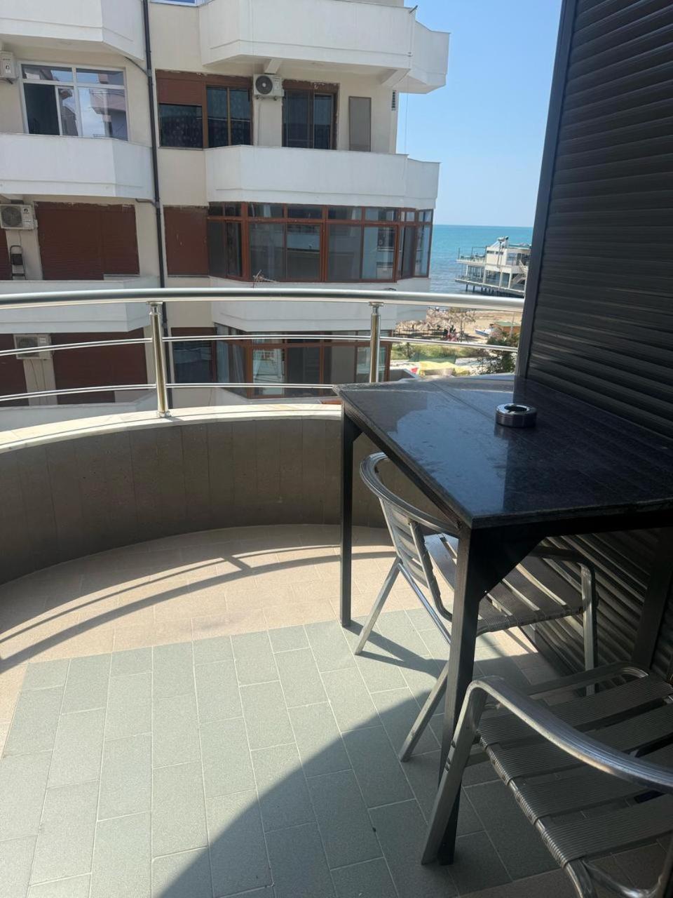 Apartments Next To The Beach In Durrës 外观 照片